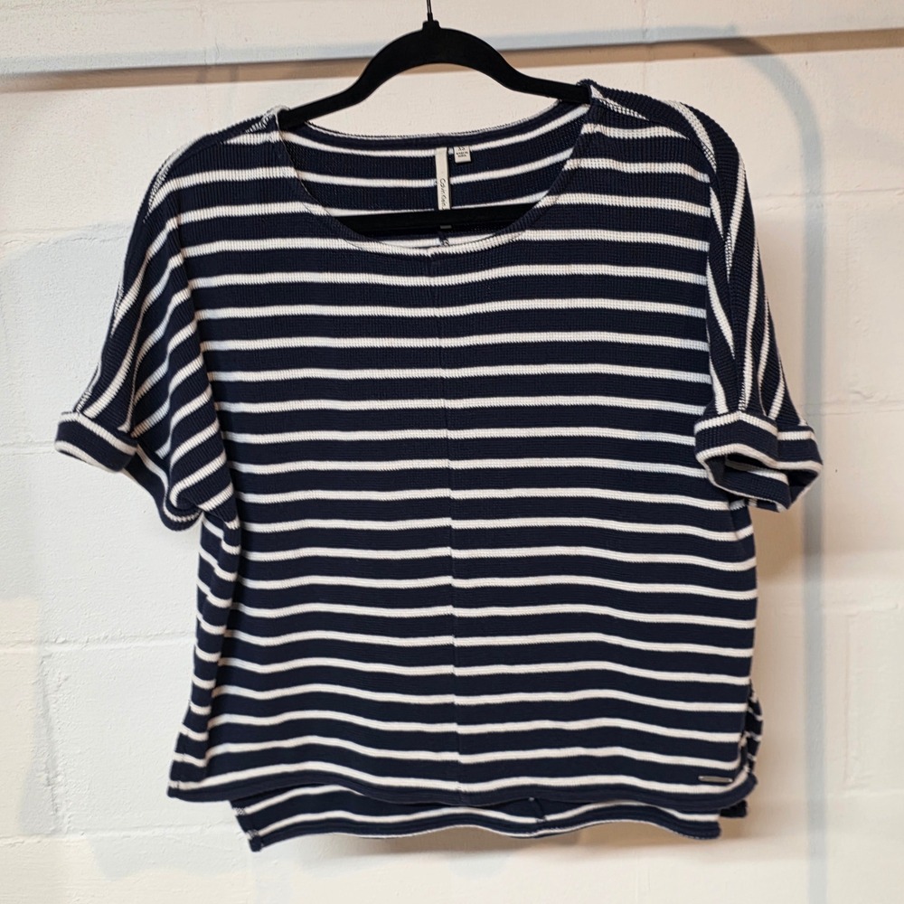 Calvin Klein Jeans Navy White Striped Knit Cropped Casual Top XS Resortwear